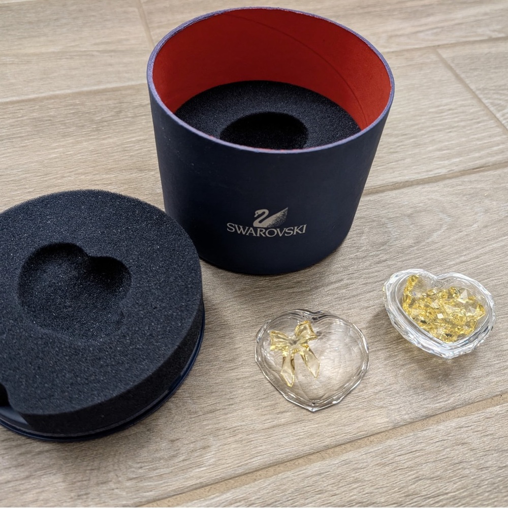 Swarovski Crystal Moment Box- Jewel Heart with Gold crystal hearts